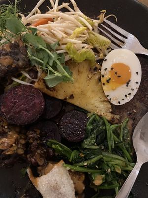 Gado Gado  at O Gambuzino in Lisbon