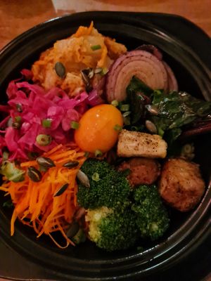 Bibimbaq at O Gambuzino in Lisbon