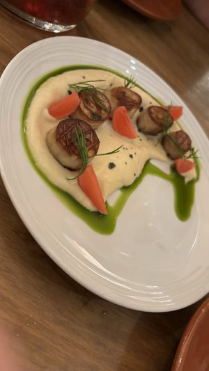 Scallops  at O Gambuzino in Lisbon