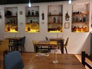 Restaurant interior at O Gambuzino in Lisbon