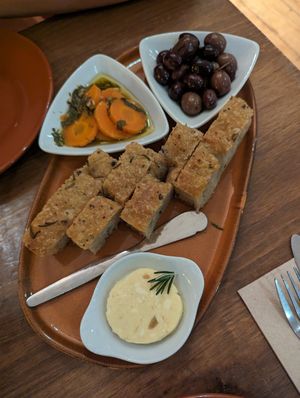  at O Gambuzino in Lisbon