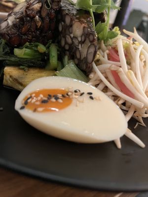 Egg thing  at O Gambuzino in Lisbon