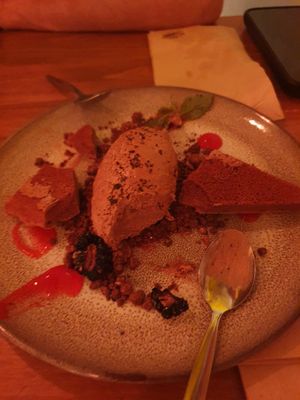 Chocolate trio at O Gambuzino in Lisbon