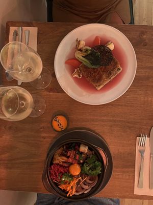 Bibimbap e tofu katsu. Tofu Katsu is def the best!   at O Gambuzino in Lisbon
