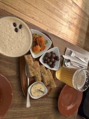   at O Gambuzino in Lisbon