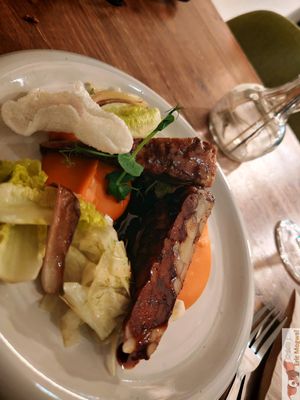 white beans and tempeh with sunflower seeds, sweet potato, fennel, radicchio and tamarind at O Gambuzino in Lisbon