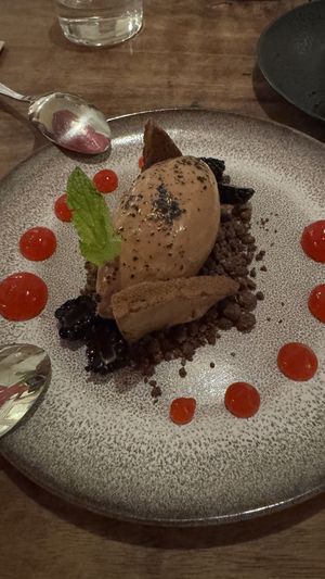   at O Gambuzino in Lisbon