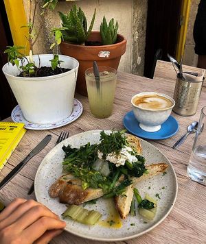 Avocado Toast (vegan option) at O Gambuzino in Lisbon