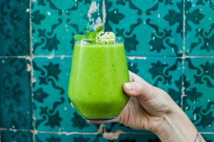 Green smoothie at O Gambuzino in Lisbon