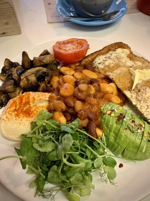 The vegan breakfast  at Nauti But Ice in Porthleven