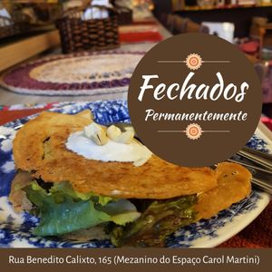 Prezados, Na qualidade de locatária, considerando que o imóvel não atende os requisitos para locação e funcionamento da atividade, notadamente pela questão da galeria abrir e at Gauri Cafe in Sao Paulo