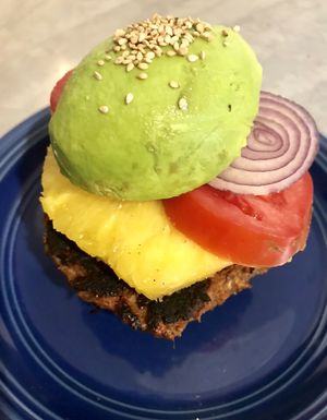 Hamburguesa sin pan 🥑🍔🥑🍔🥑🍔 at Waicura in Loreto