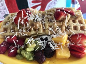 Waffles Arcoíris 🌈🌈🌈 at Waicura in Loreto