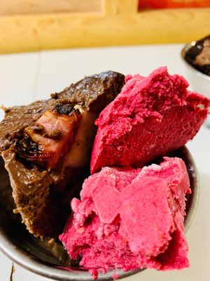 Brownies with Raspberry/cashew Ice-cream 🍨  at Waicura in Loreto