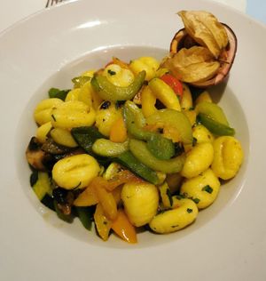 Gnocchi-Gemüse-Pfanne at Schröders at Kurhaus am Inselsee in Guestrow