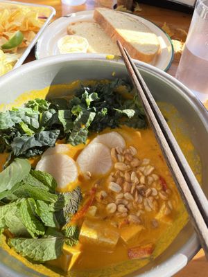 Hollywood vegan broth soup  at The Yodelin in Leavenworth