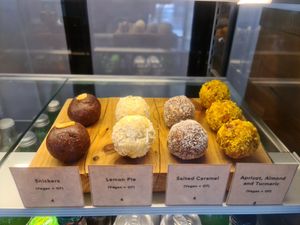 Vegan sweet snacks at Pipi in Middleton