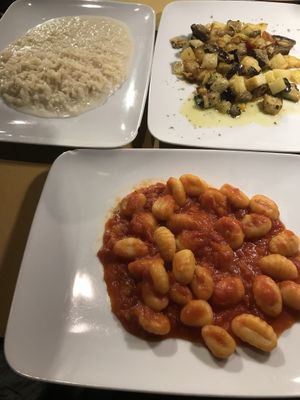 Gnocchi with tomato sauce, risotto with lemon (vegetarian) and grilled veggies as a side dish   at Il Protontino in Amalfi