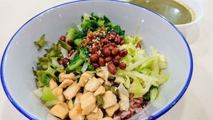 Hakka thunder tea rice at Create Healthy Lifestyle 創意素食 in Central Singapore