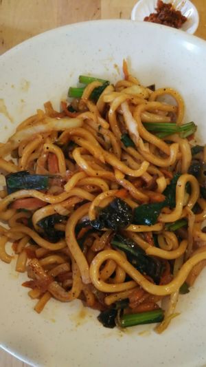 fried pepper udon at Create Healthy Lifestyle 創意素食 in Central Singapore