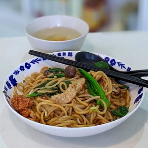 Daily Special Hokkien Mee  at Create Healthy Lifestyle 創意素食 in Central Singapore