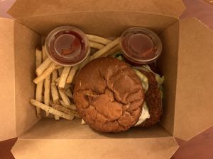 Chicken sandwich at Rüt in Spokane