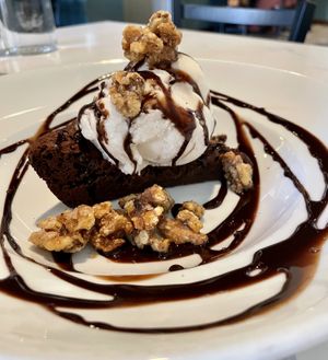 LAVA BROWNIE SUNDAE at Rüt in Spokane