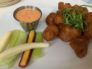 Finger cauliflower wings  at Rüt in Spokane