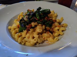 Truffle coconut-bacon mac n' cheese at Rüt in Spokane