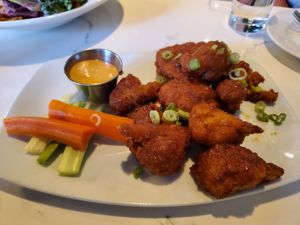 Buffalo cauliflower wings at Rüt in Spokane