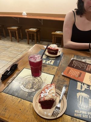 Red velvet #Veganuary at Hera Veggie in Sao Paulo