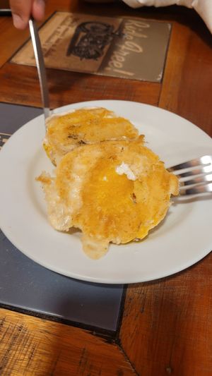vegan Cheeseballs 😍 at Hera Veggie in Sao Paulo
