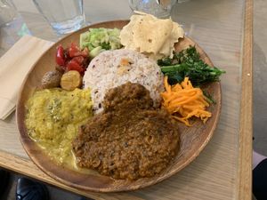 Vegan curry at Kumeys in Tokyo