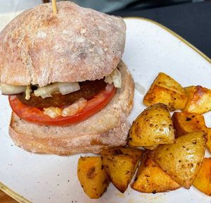 Vegan Burger 🍔 at La Braña in Torrelavega