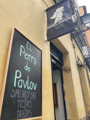 Exterior sign at El Perro De Pavlov in Madrid