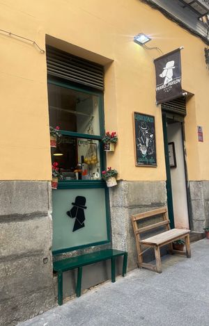  at El Perro De Pavlov in Madrid