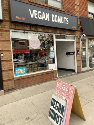 Front at Machino Donuts - Bloor St in Toronto
