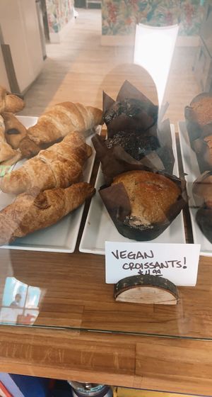 the sign says it all at Coco Plum Place in Key Largo