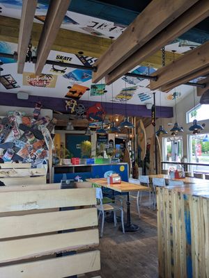  at Shack Attakk in Mont-saint-hilaire