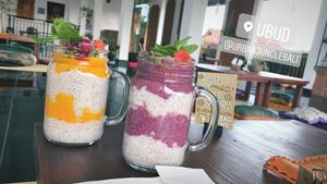 Chia Mango and Chia bomb purple rain  at Urban Jungle in Ubud