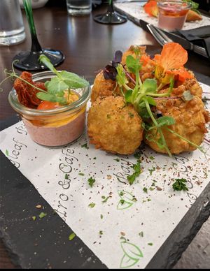 Delicious tempora cauliflower at Bayleaf Bistro in Cork