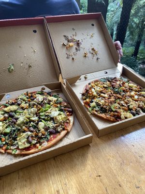Vegan Roasted vegetable pizza (added artichoke hearts and olives) and vegan tandoori. Delicious!!! at Warburton Village Pizza Cafe in Warburton