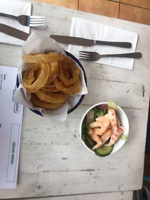 Our starters - vegan prawn cocktail & vegan onion rings at Sutton and Sons - Graham Rd in North London