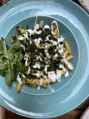 Patatas fritas con chimichurri y veganesa de ajo, brutal! at Fig in Split