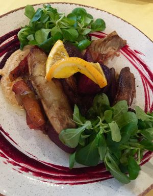 Grilled vegetables and hummus at Fig in Split