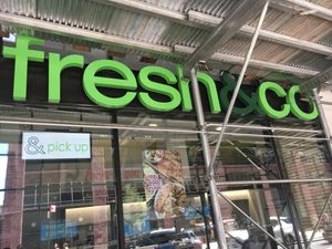 Front entrance at fresh&co - Park Ave in New York City