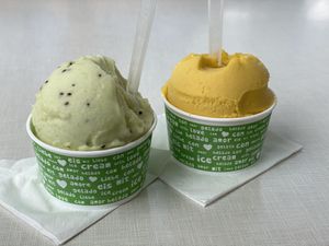 Keewee and mango gelato  at Gelati in Machico