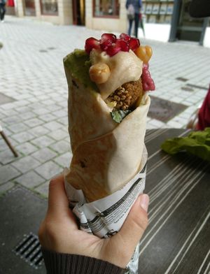 Falafel with toppings at Falafelerie at Falafelerie in Esslingen