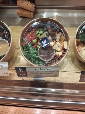 Bowl at Haferkater - S-Bf Friedrichstraße in Berlin