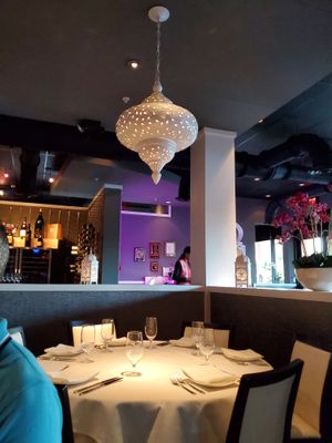 Decor  at 21 Spices in Naples